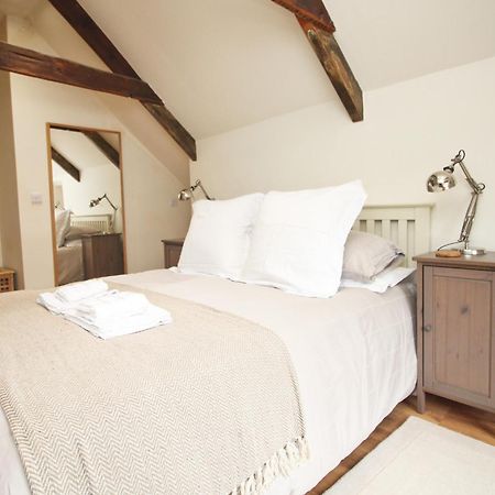 Town Centre Apartment With Parking Padstow Exterior photo
